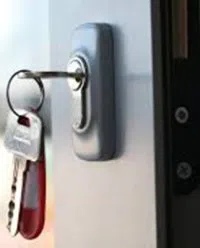 Reseda Locksmith Store Reseda, CA 818-736-0439 - sb-com-01
